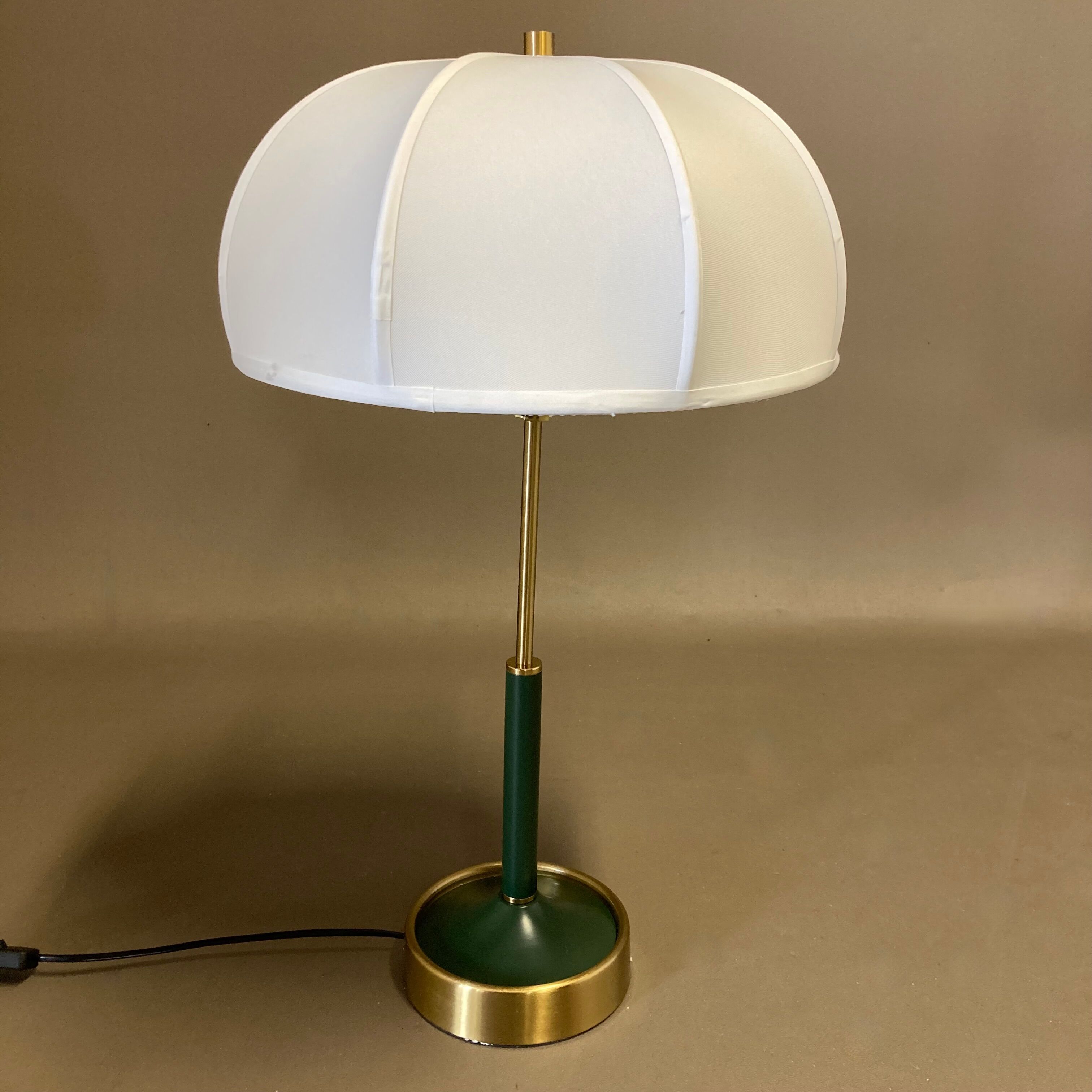 Green lamp scandinavian design