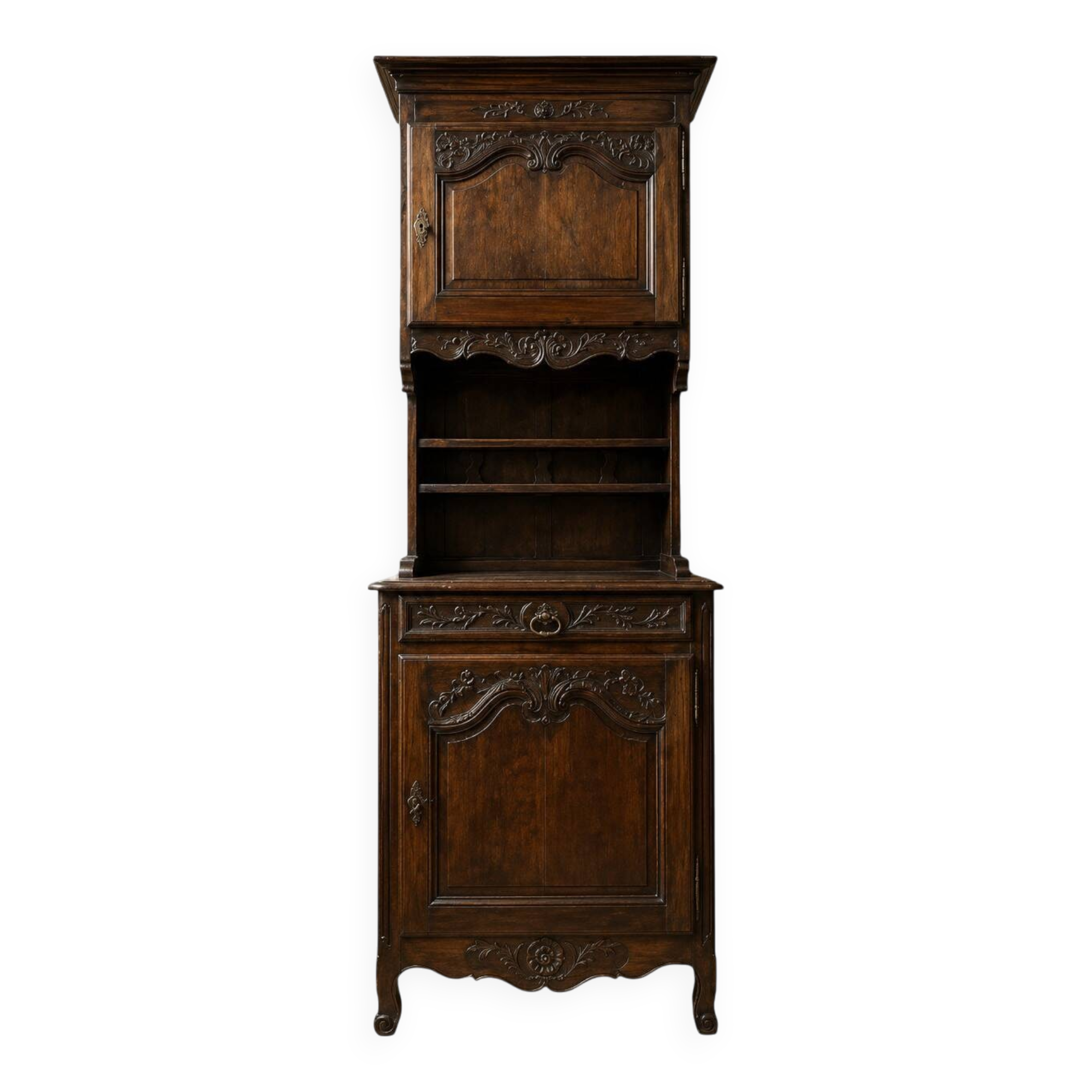 Buffet deux corps style Louis XV en noyer – XIXᵉ