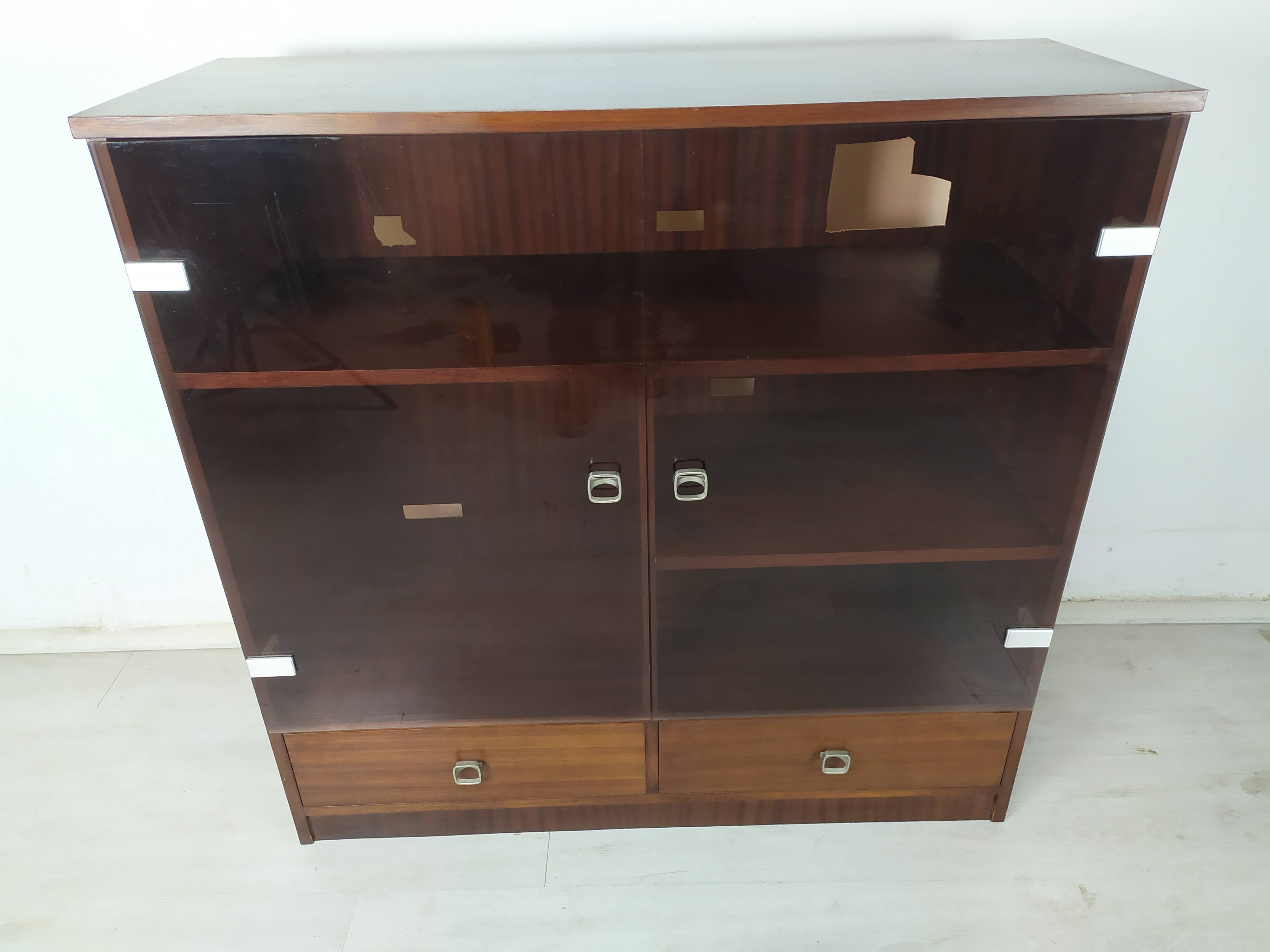 Vintage hifi cabinet