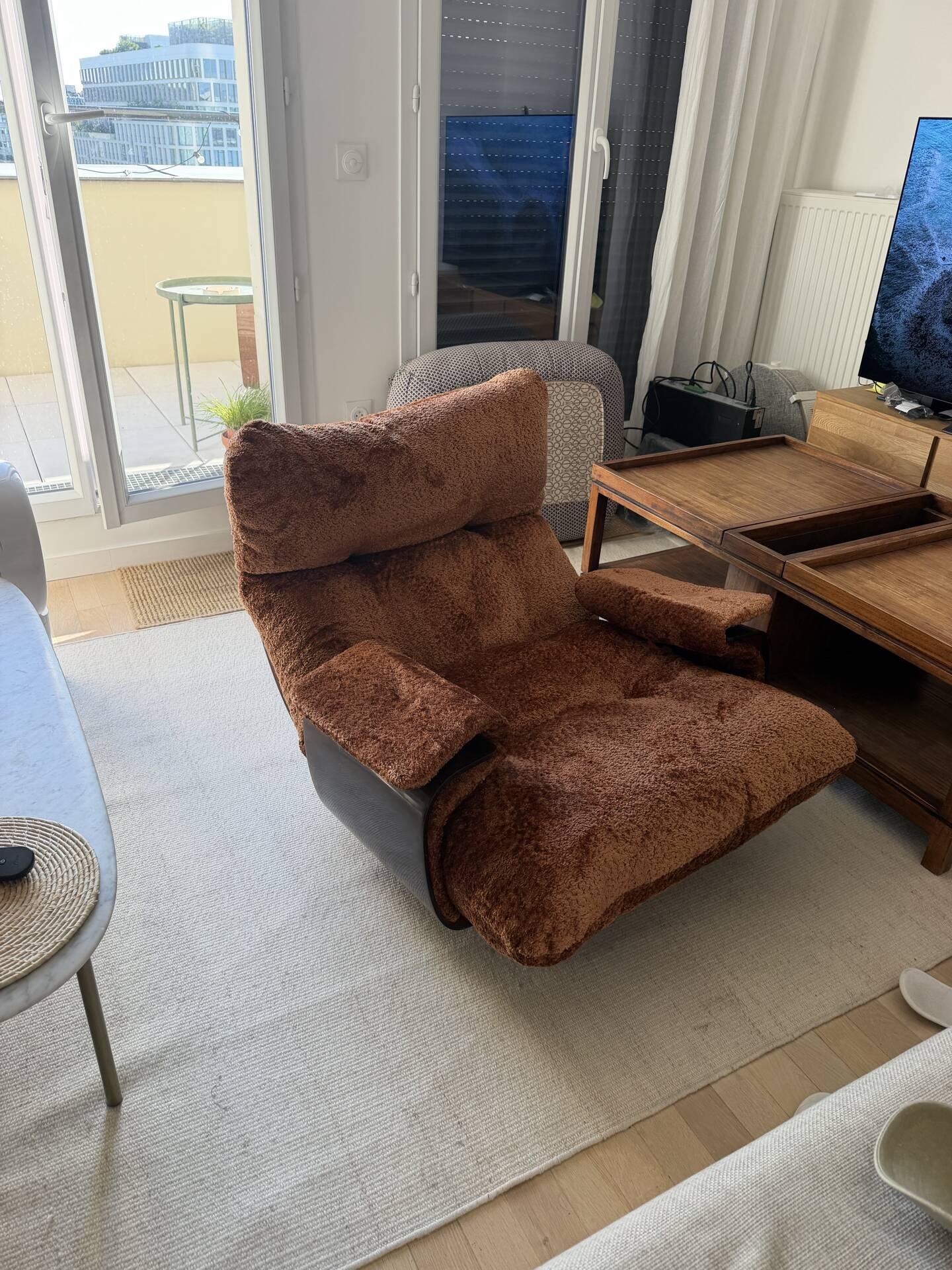 Fauteuil ligne roset Marsala velours cuivre