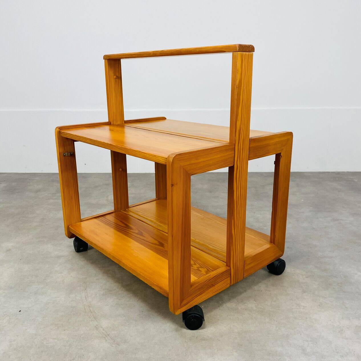 Scandinavian pine side table from the 1970s, foldable.