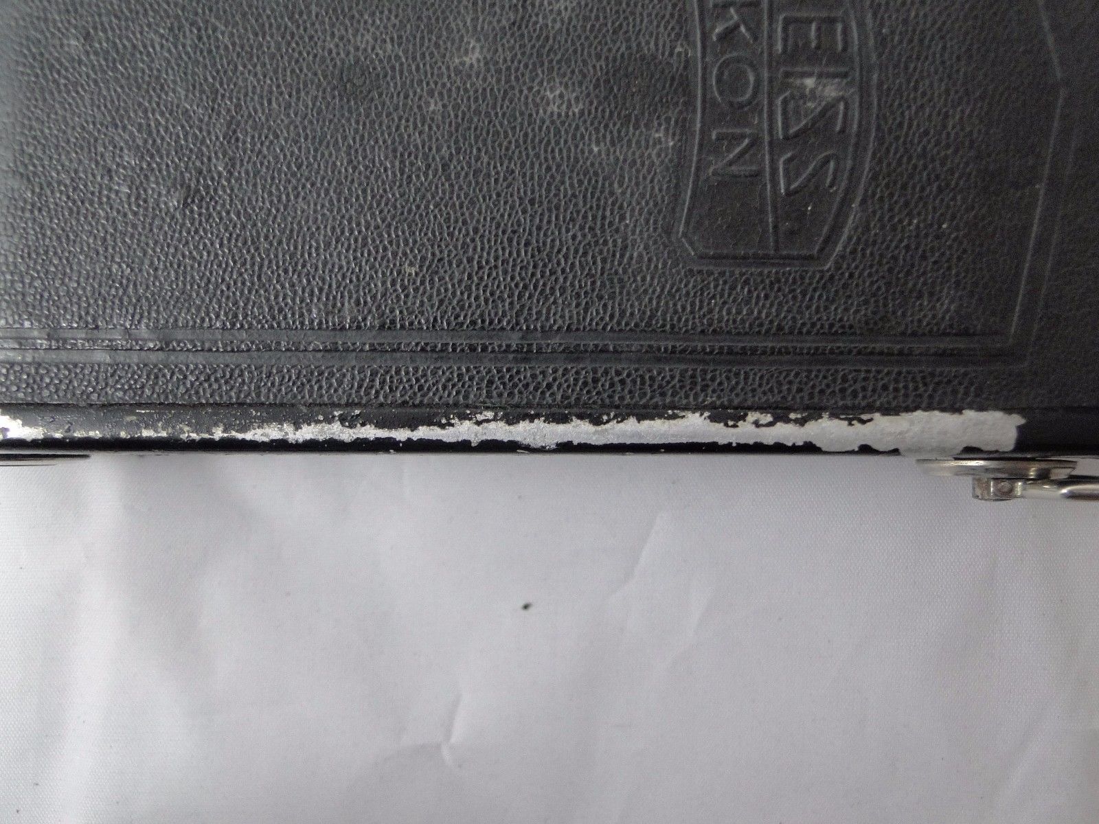 Camera ikonta zeiss ikon model 510/2 with case