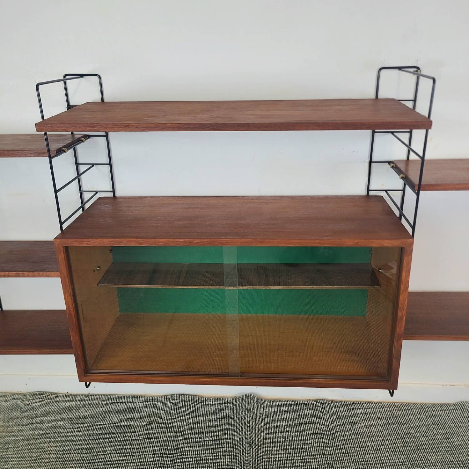Bibliothèque murale suspendue étagères scandinave vintage teck 1960