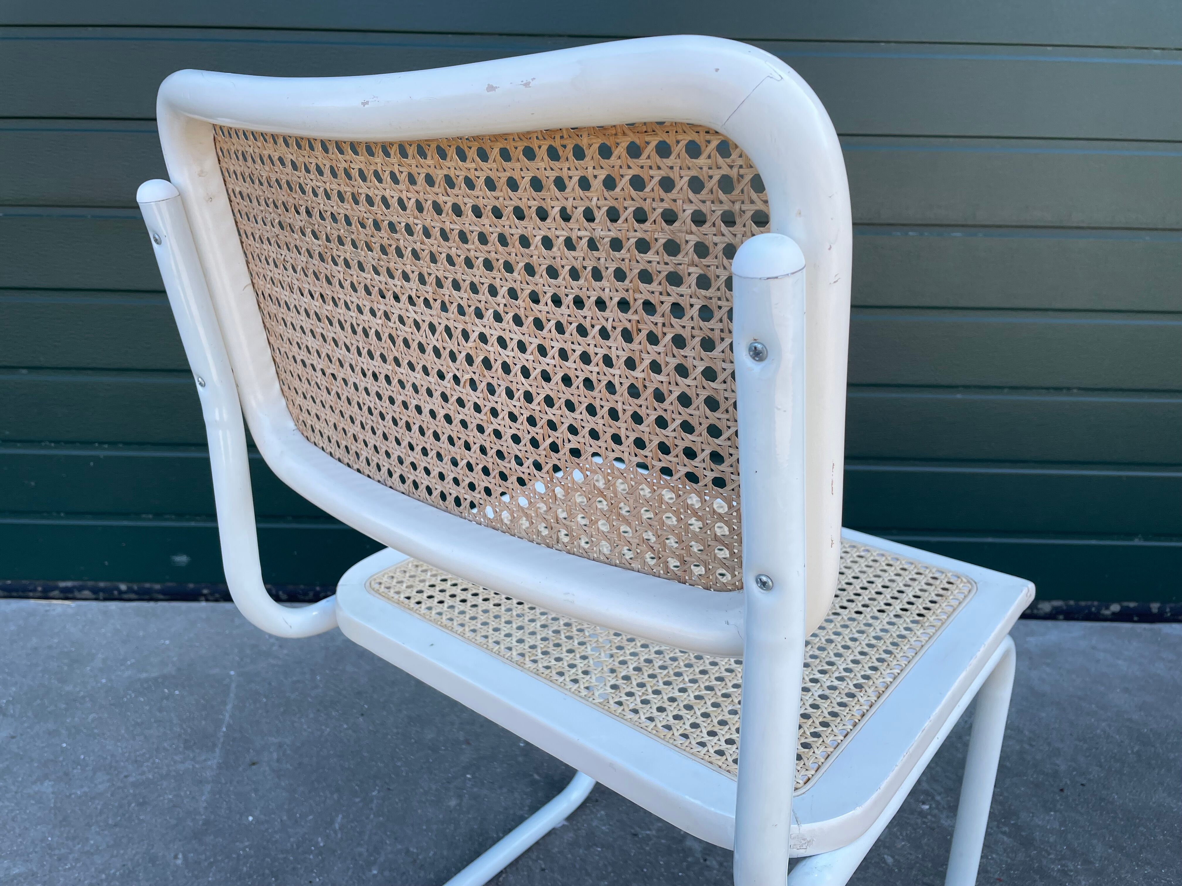 Cesca design chair b32 model in white