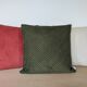 Coussin velours côtelé chevron