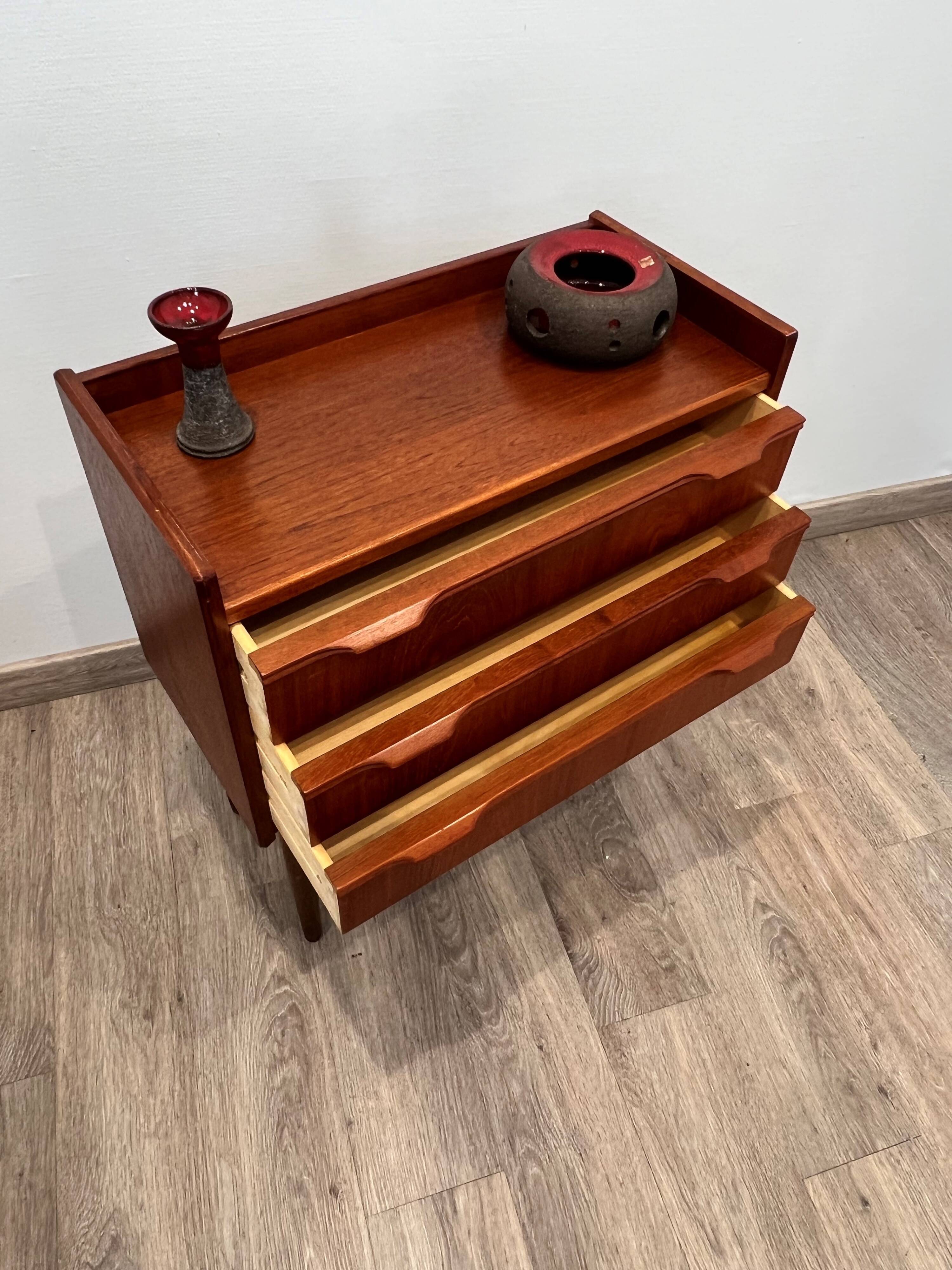 Scandinavian teak commode from the 1960s, Denmark.