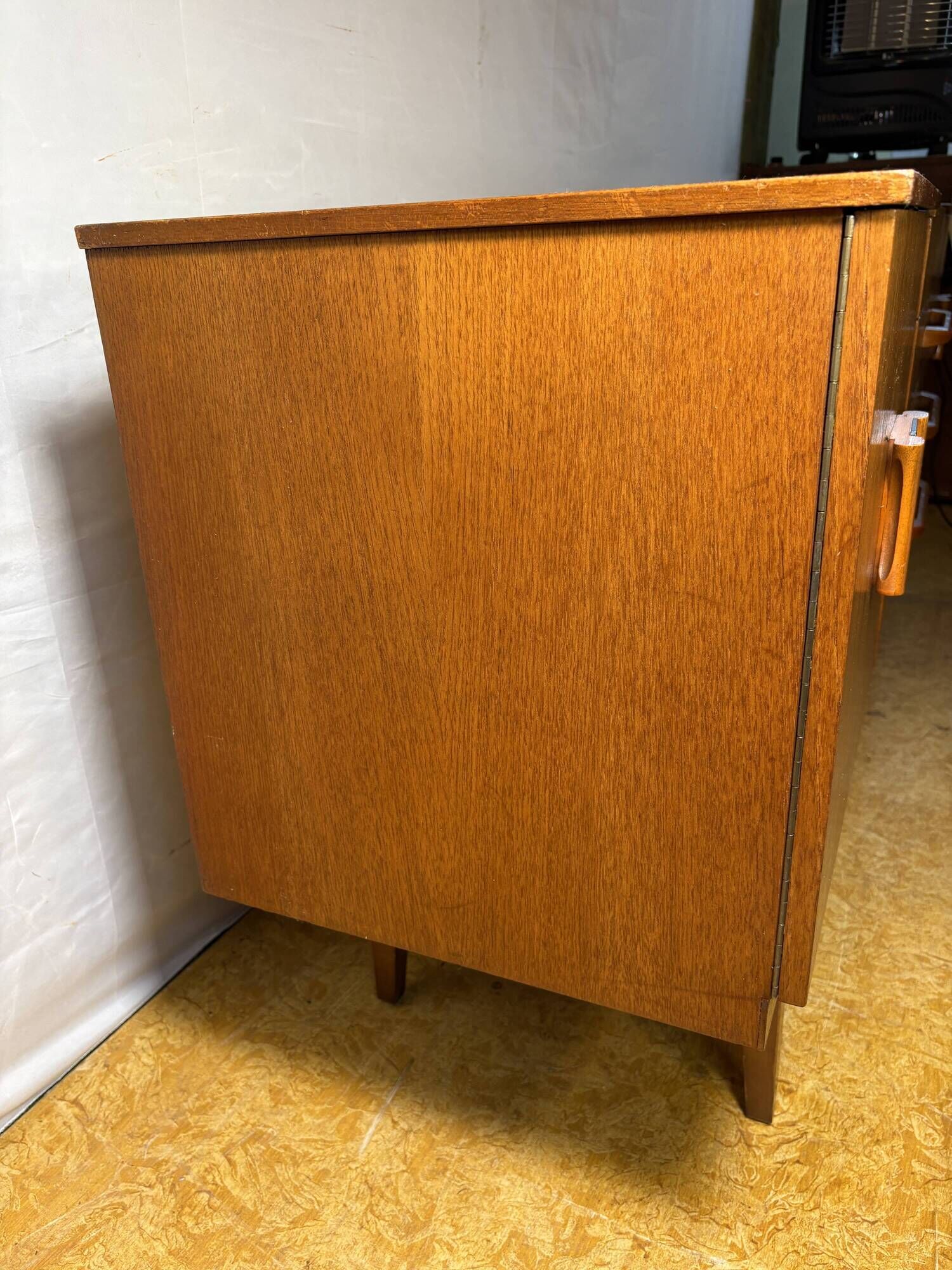 Mid Century Retro Vitnage Stunning Beautility Teak Sideboard – 1960s