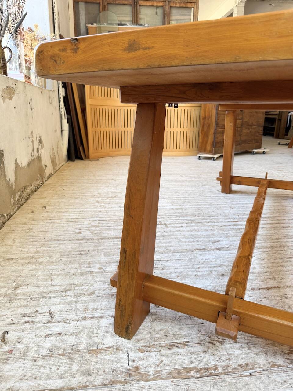 Aranjou farmhouse table in blond elm, 1950s