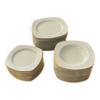 Service vaisselle blanc à  bordure dorée 36 pièces