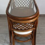 Rattan set with table and two armchairs.
