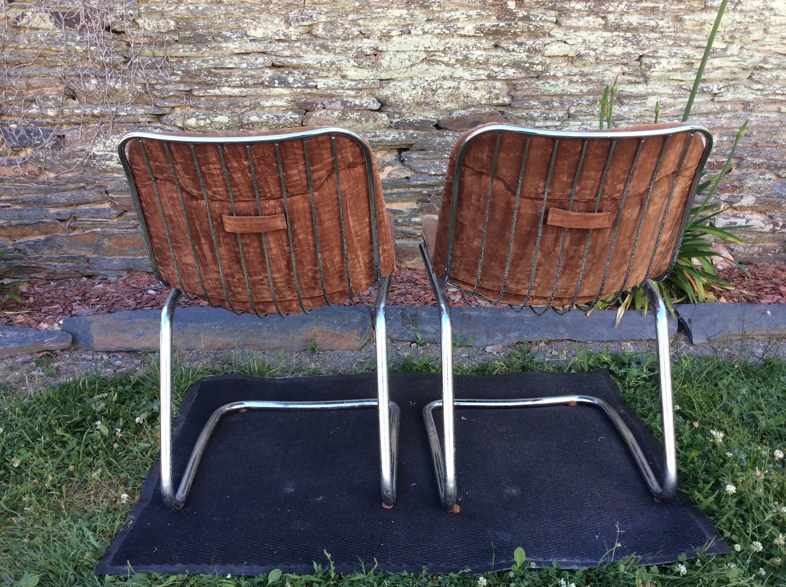Pair of vintage armchairs in chrome tubular steel