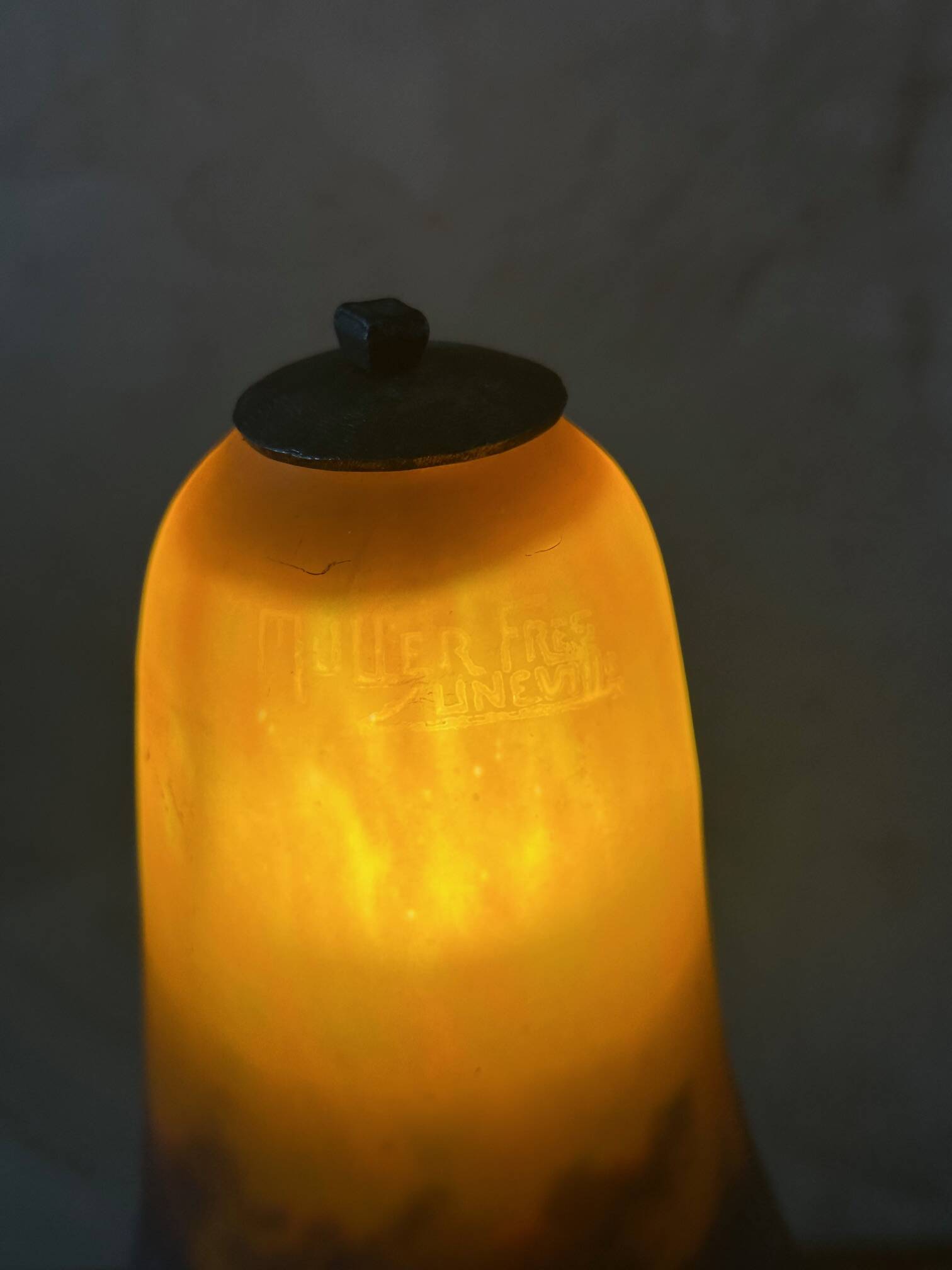 Muller Freres Lamp
