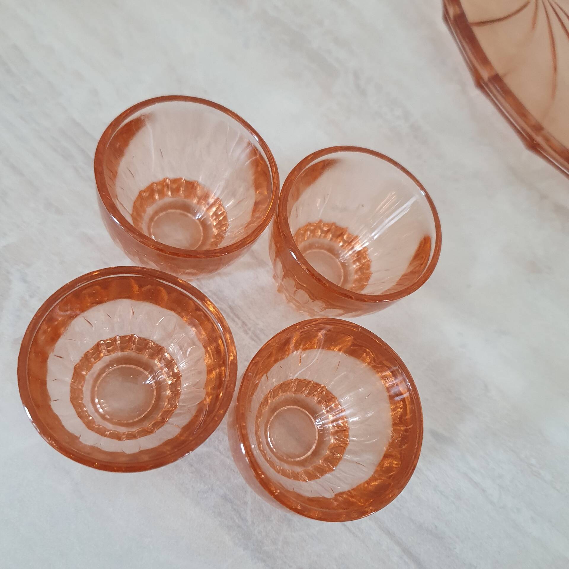 Jug and 4 glasses on Rosaline tray / Liqueur service