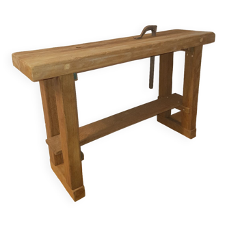 Carpenter's workbench