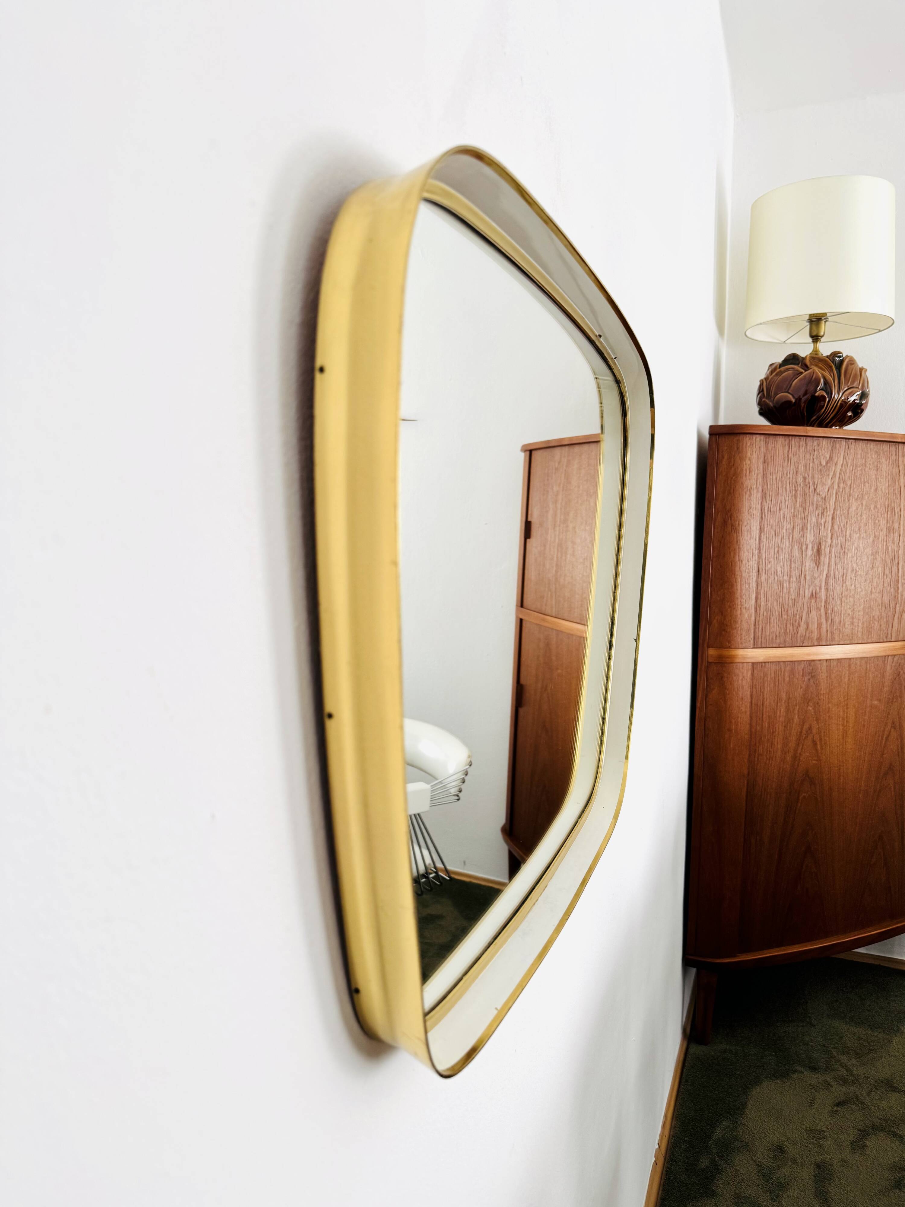 Brass Wall Mirror by Vereinigte Werkstätten München