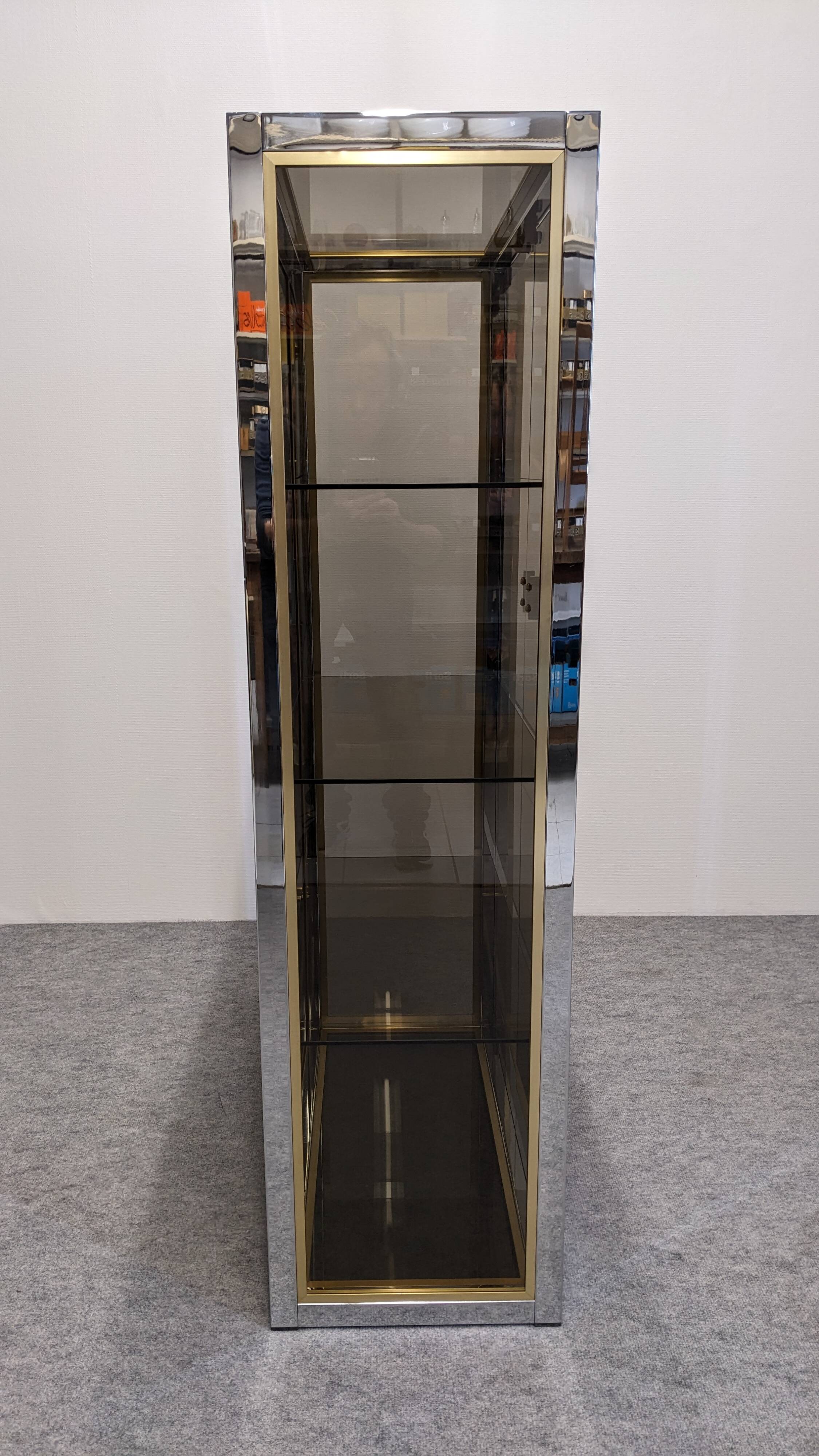 Hollywood Regency display cabinet by Renato Zevi, Italy circa 1970