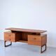 Bureau flottant en teck G Plan vintage. Livraison. Moderne / milieu du siècle.