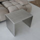 Table d'appoint en aluminium brossé minimaliste