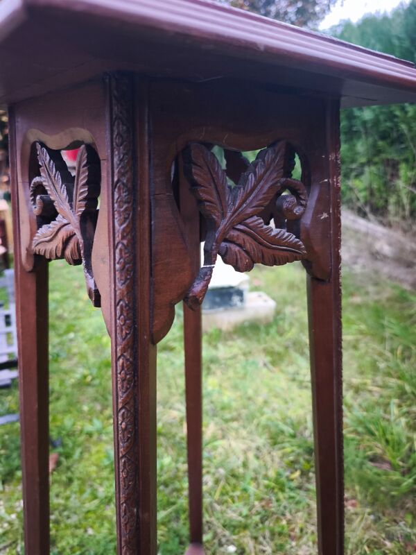 Sellette en bois et marbre