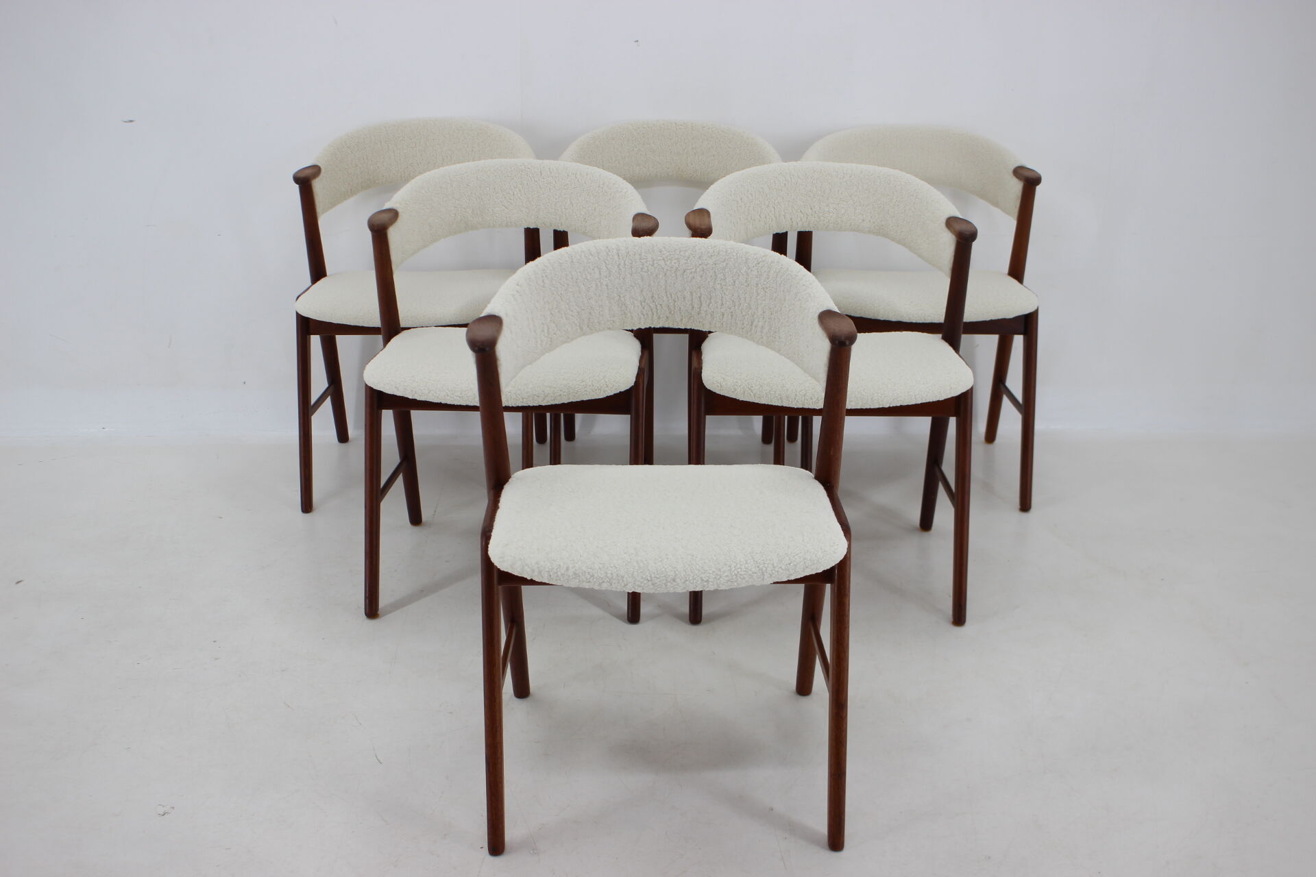 6 chairs in sheepskin fabric upholstery denmark