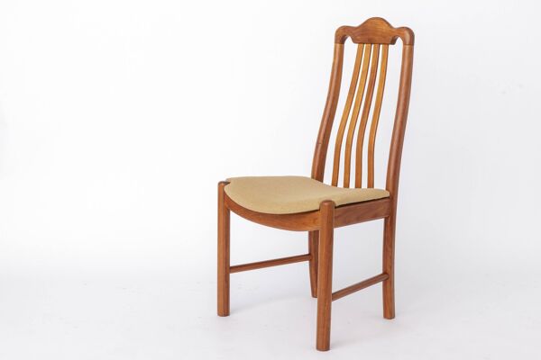 Ensemble de 4 chaises de salle à manger en teck danois des années 1960, chaises vintage du milieu du siècle, beige.