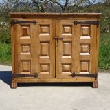 Old Tuscan sideboard, shallow depth