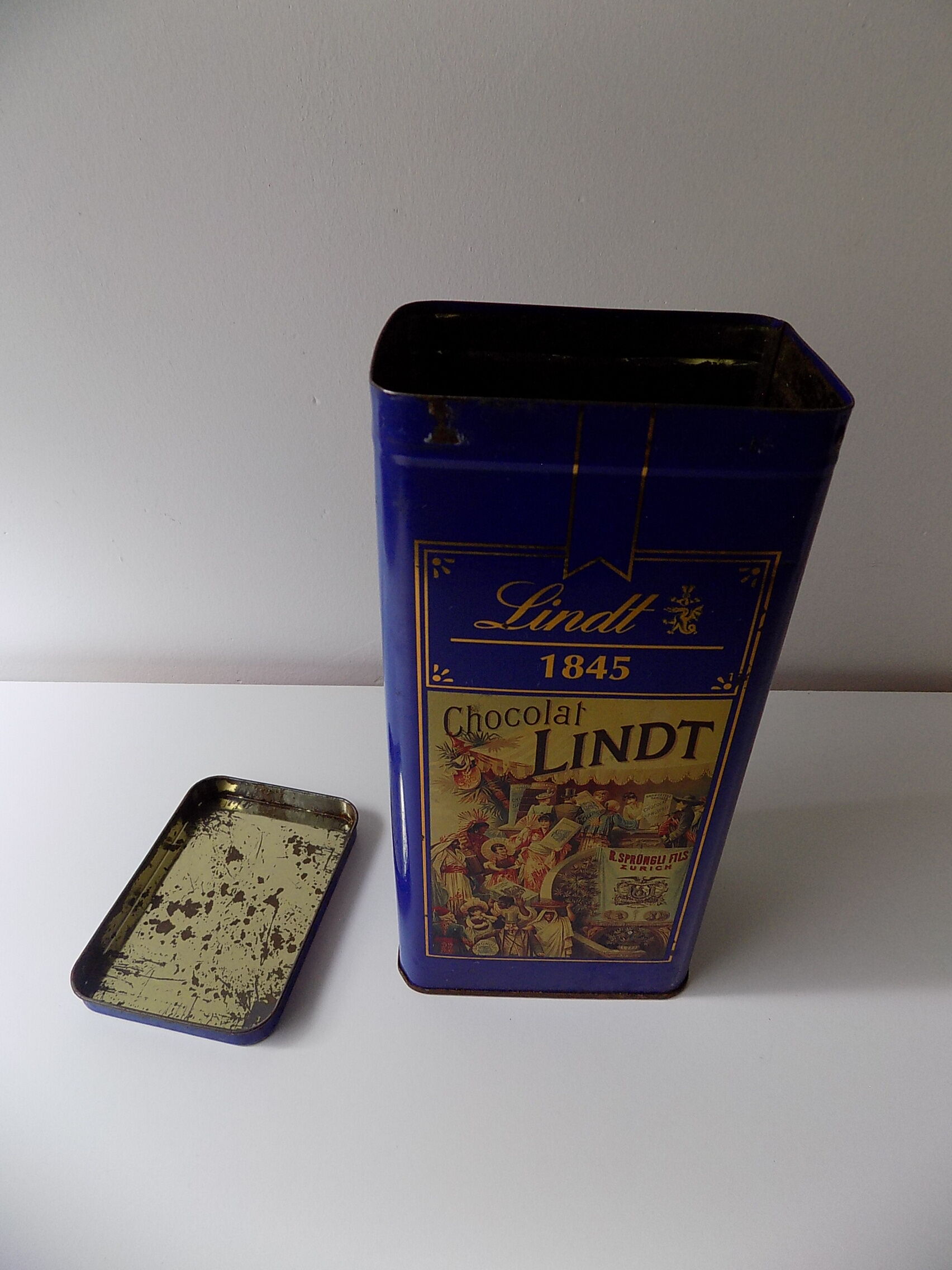 Vintage Lindt 150 anniversary box (1845-1995)