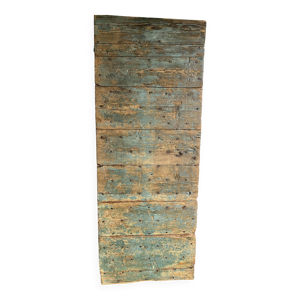 ancienne porte cloutée