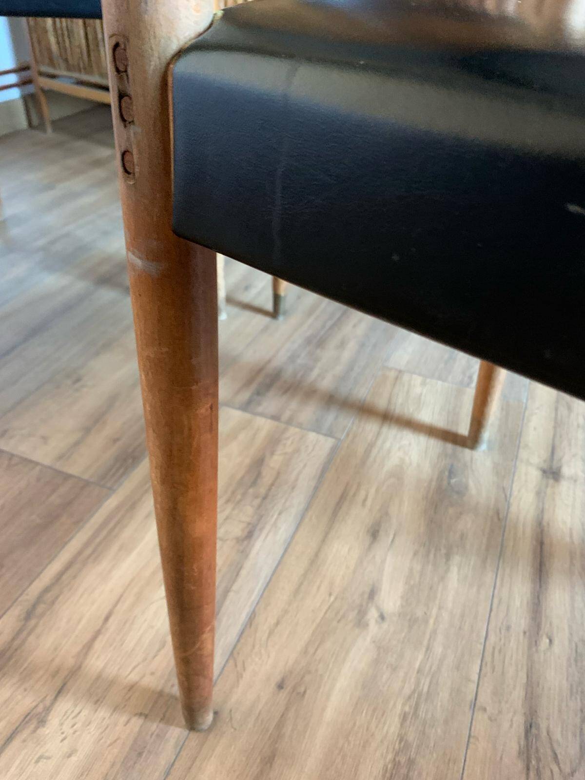 Set of 4 Scandinavian chairs
