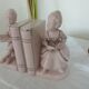 Serre livres en porcelaine