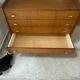Commode vintage pieds fuseaux