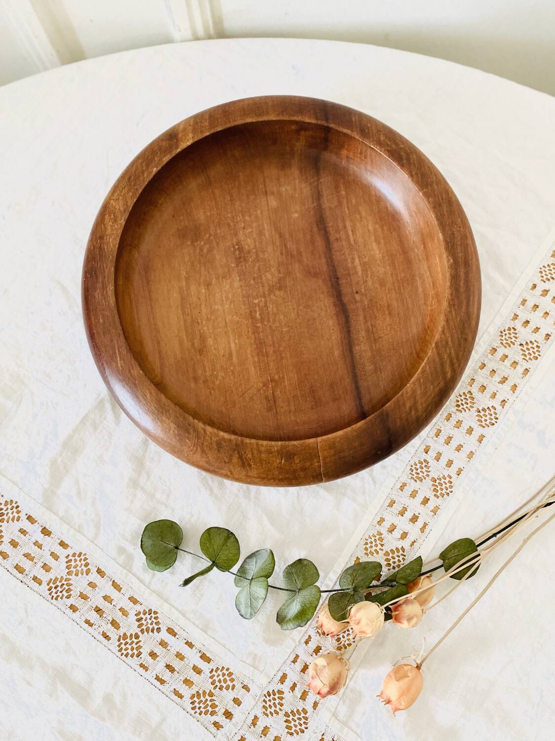 Empty round hollow flat bowl pocket in teak wood