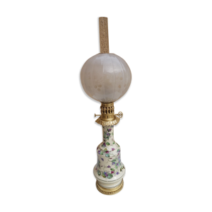 Lampe à huile en porcelaine et