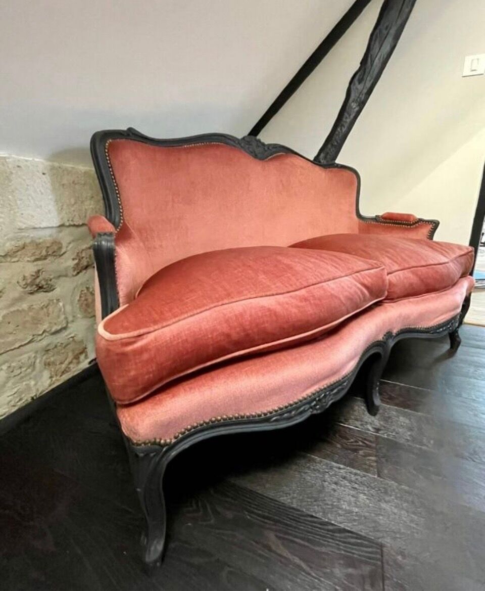 Louis XV two-seater canapé