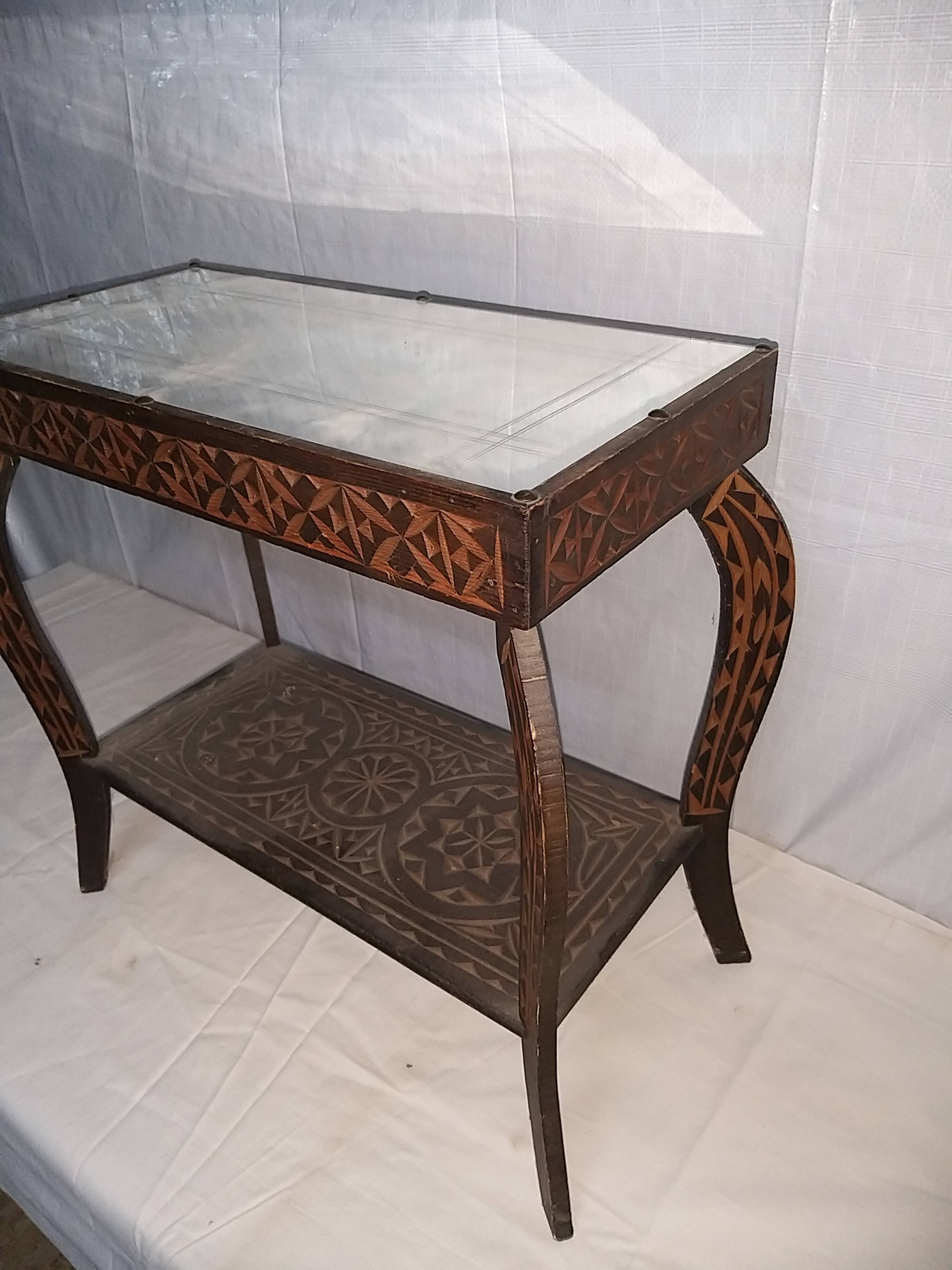 Table d'appoint avec miroir