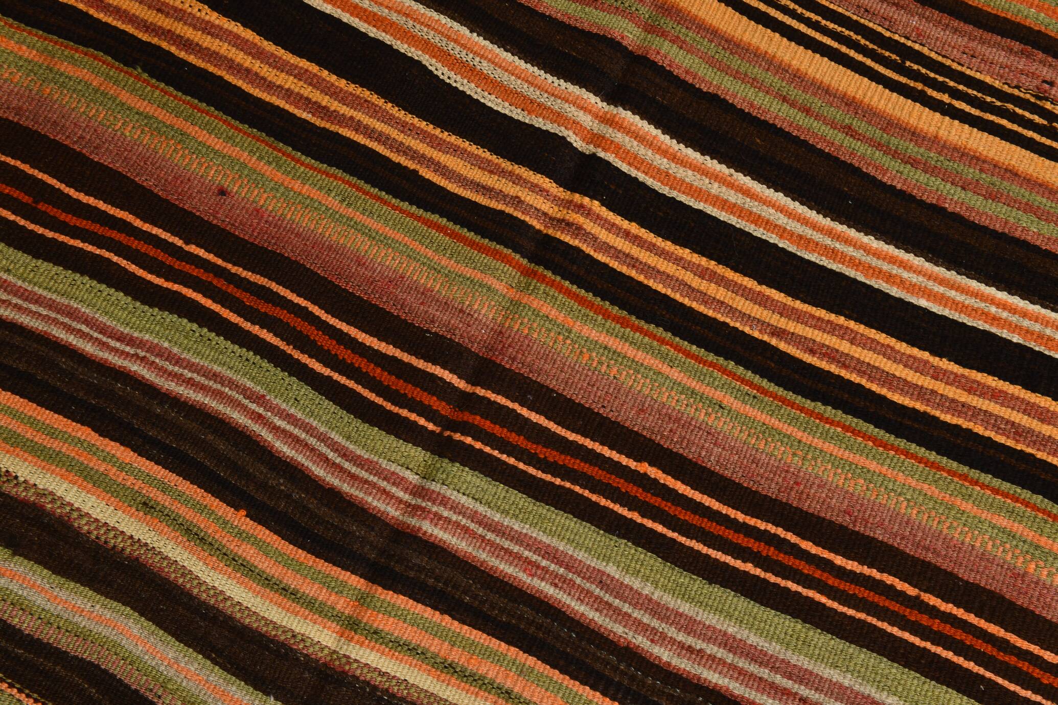 4x7 Rug For Farmhouse Room Vintage Kilim Rug, 139x215Cm