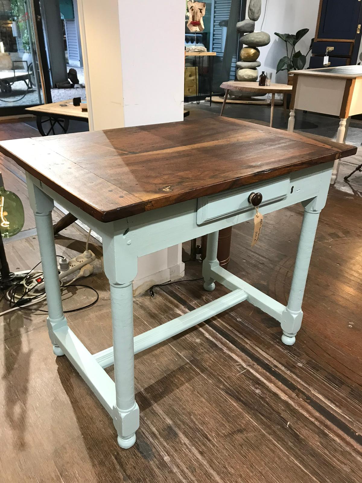Table en hêtre massif