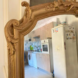 Nineteenth-century shell pediment mirror