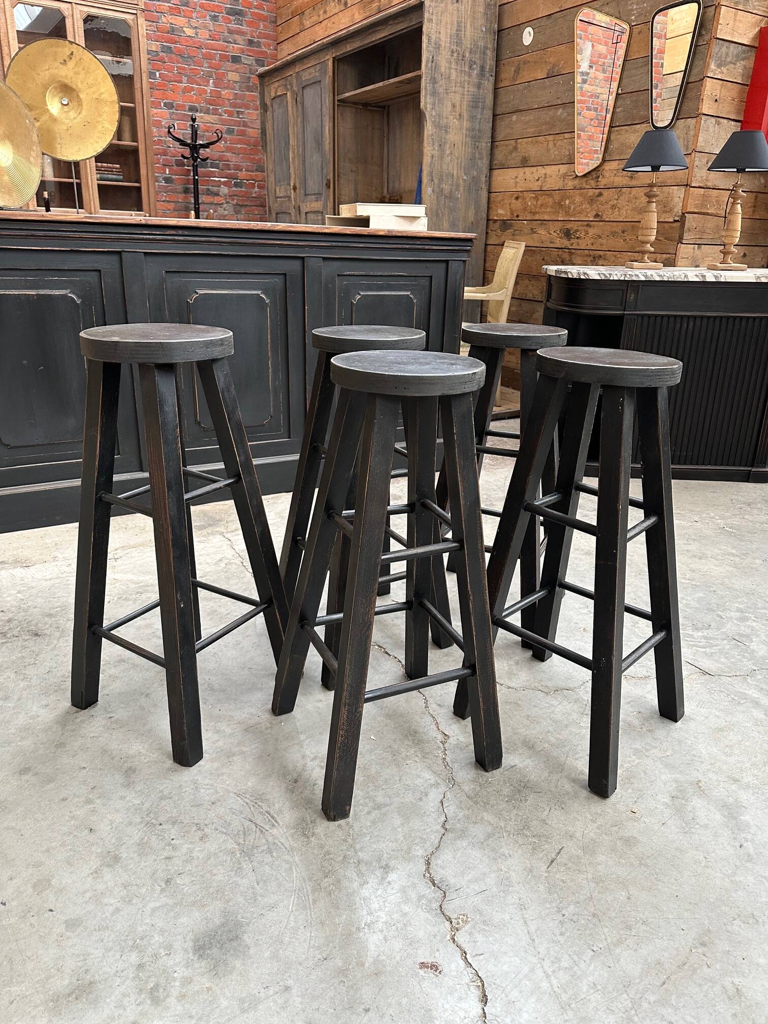 Set of 5 bar stools
