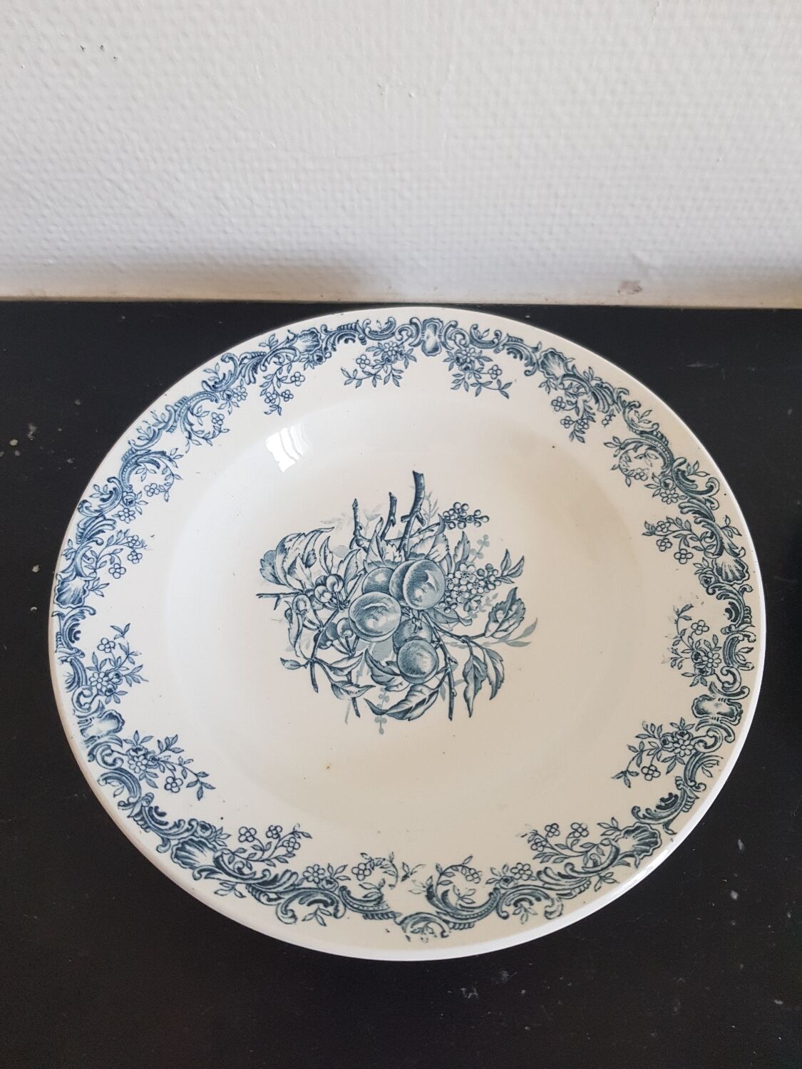 Set of 6 hollow plates iron earth