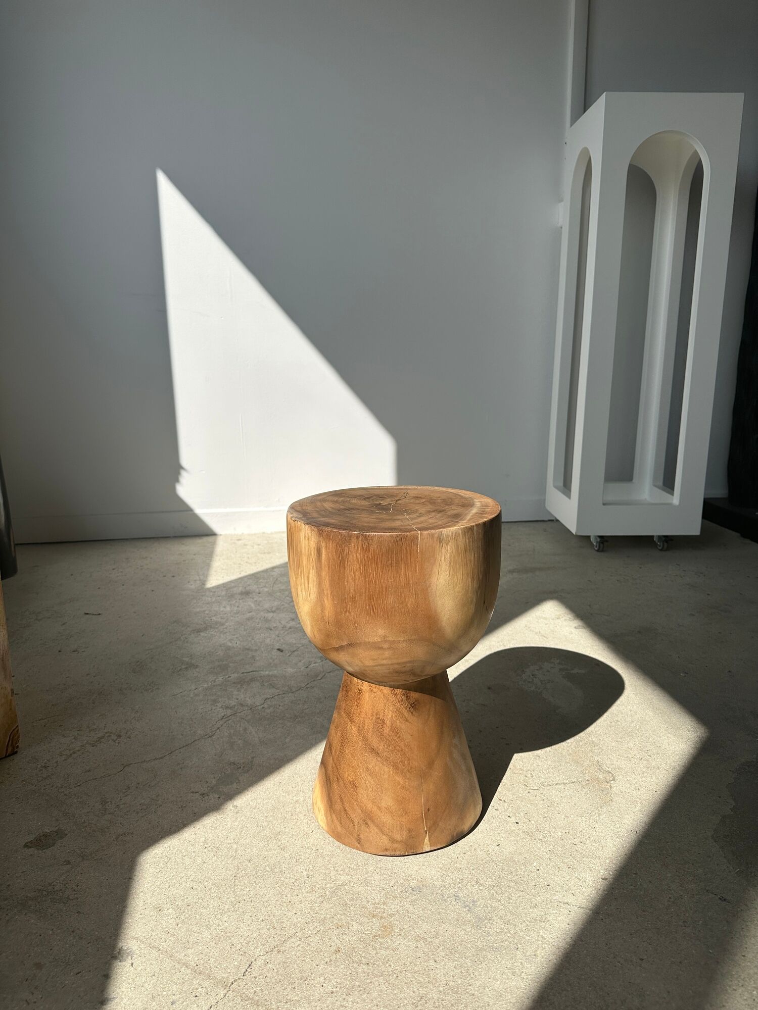 End of sofa, stool, modular furniture in monoxyl suar