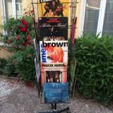 Presentation turnstile vinyl discs