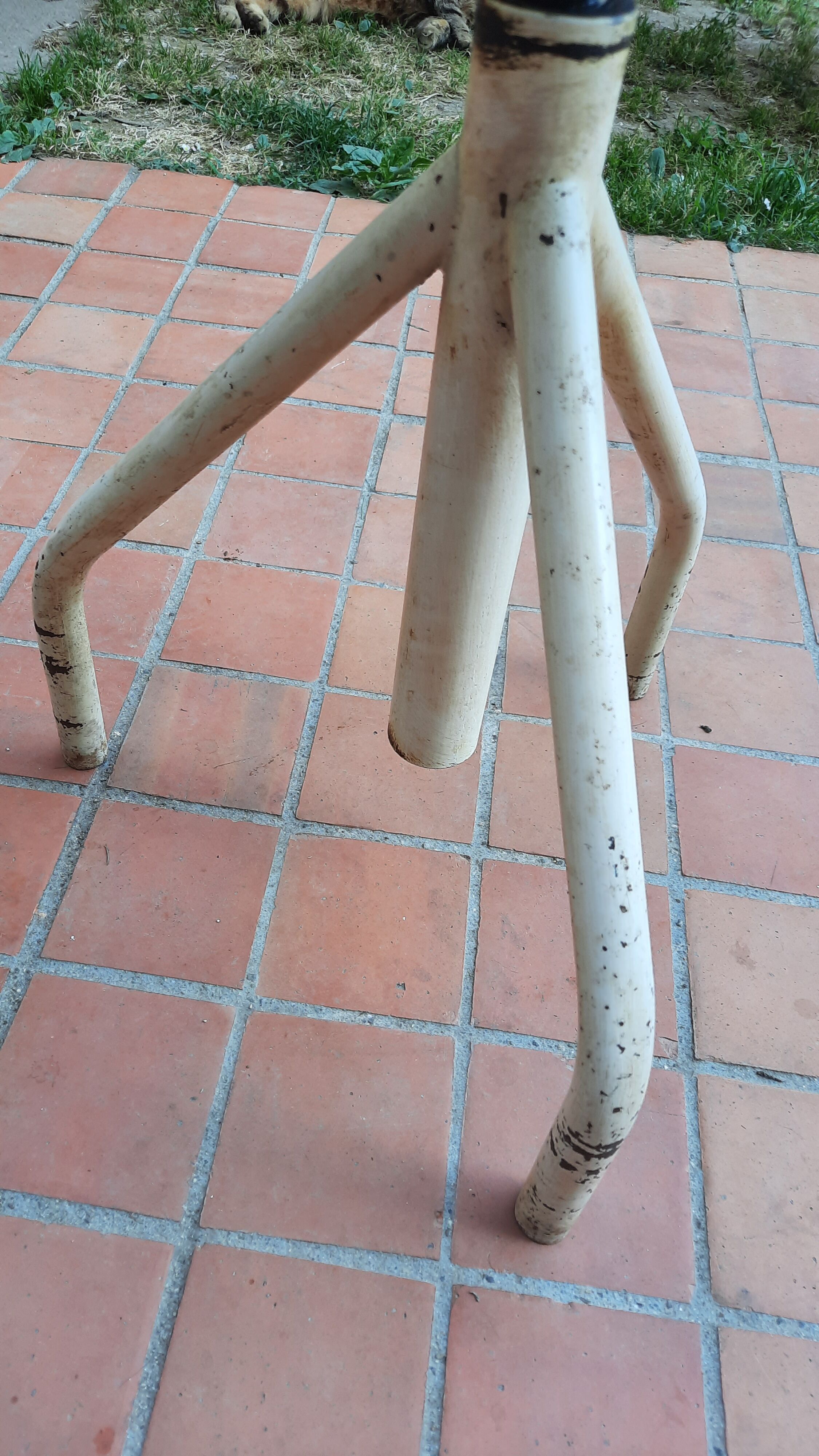 Metal and Bakelite screw stool