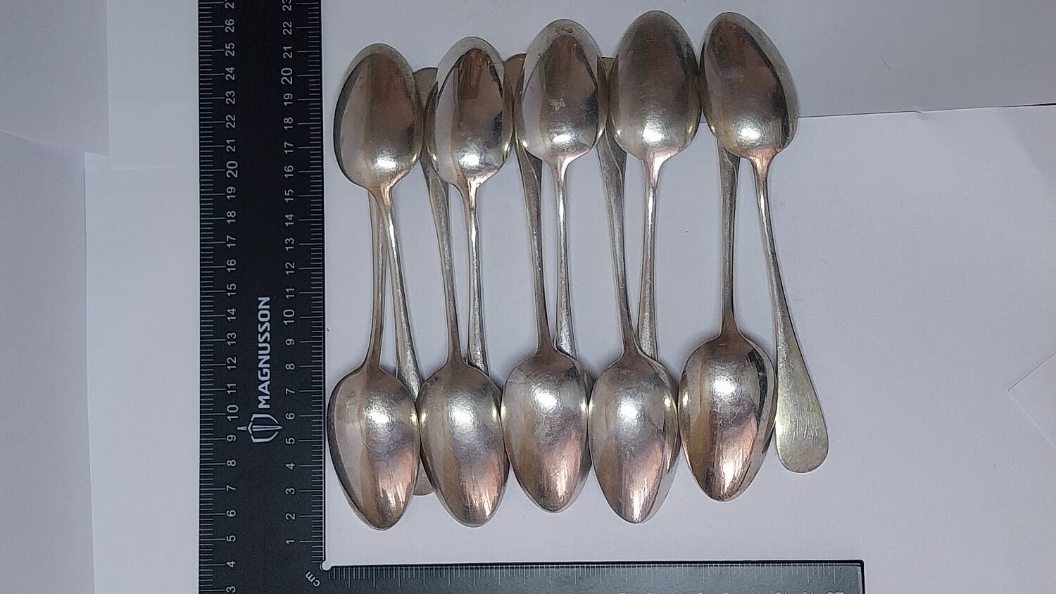 10 dessert spoons White Silver Metal