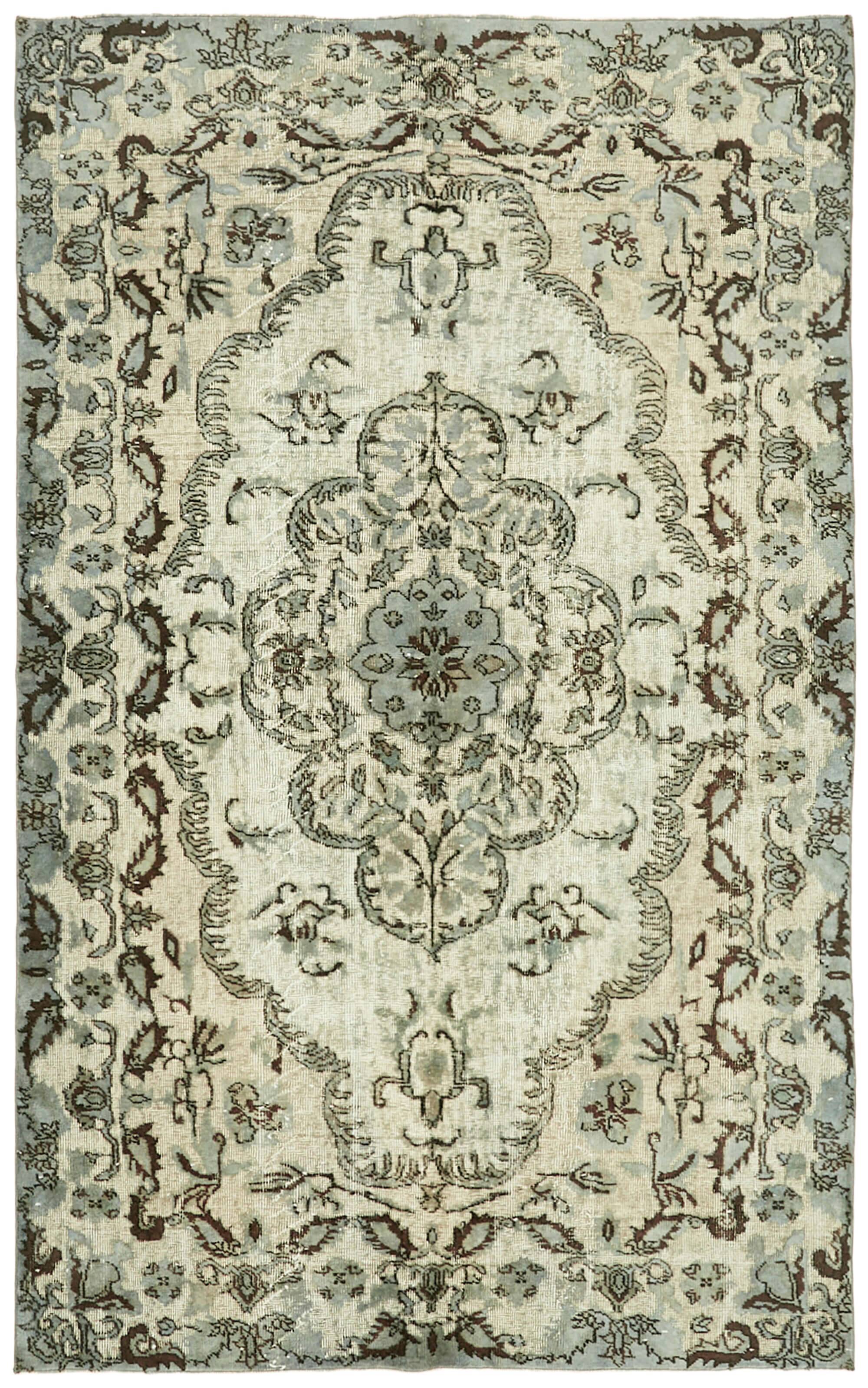 Hand-Knotted Vintage Oriental 1980s 170 cm x 267 cm Grey Rug