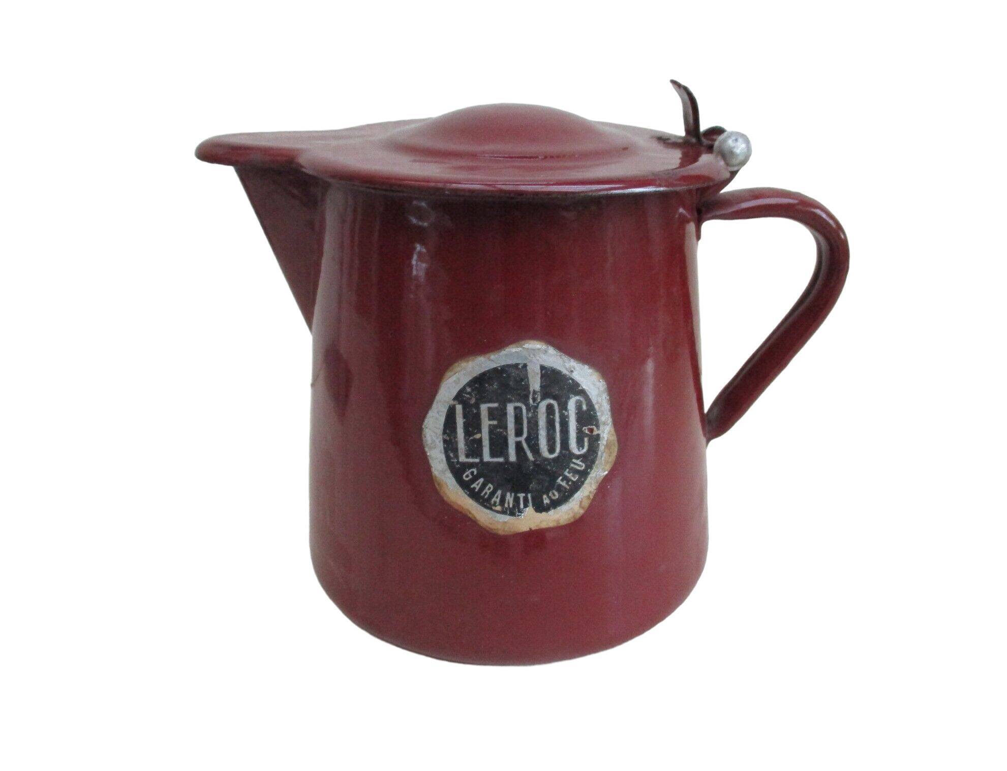 Old enamelled sheet metal pourer from Leroc