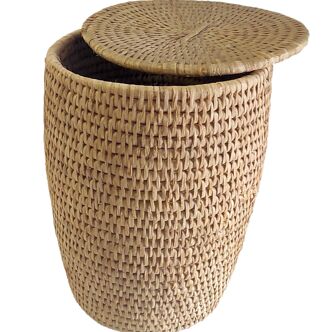 Raffia basket