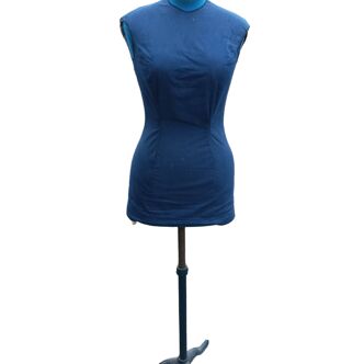 Former couture model Cléo Paris, size 38