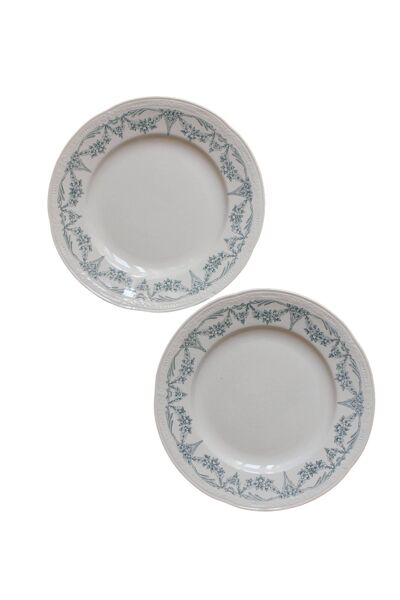 2 assiettes à dessert en terre de fer ''Louis XVI'' U&C Sarreguemines