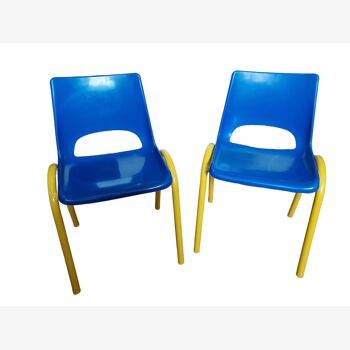 Deux chaise école